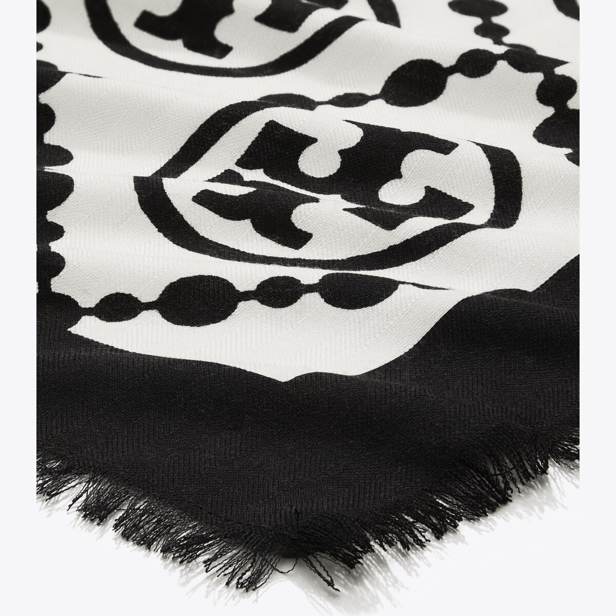 TORY BURCH｜ (T MONOGRAM BORDERED OBLONG (159384-001)) T Monogram Bordered Oblong Scarf: Women's Designer Scarves