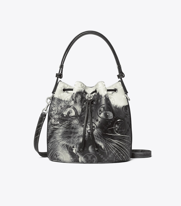 Tory Burch designer クロスボディバッグ Tモノグラム キャットプリント バケットバッグ in Gray CAT PORTRAIT angle