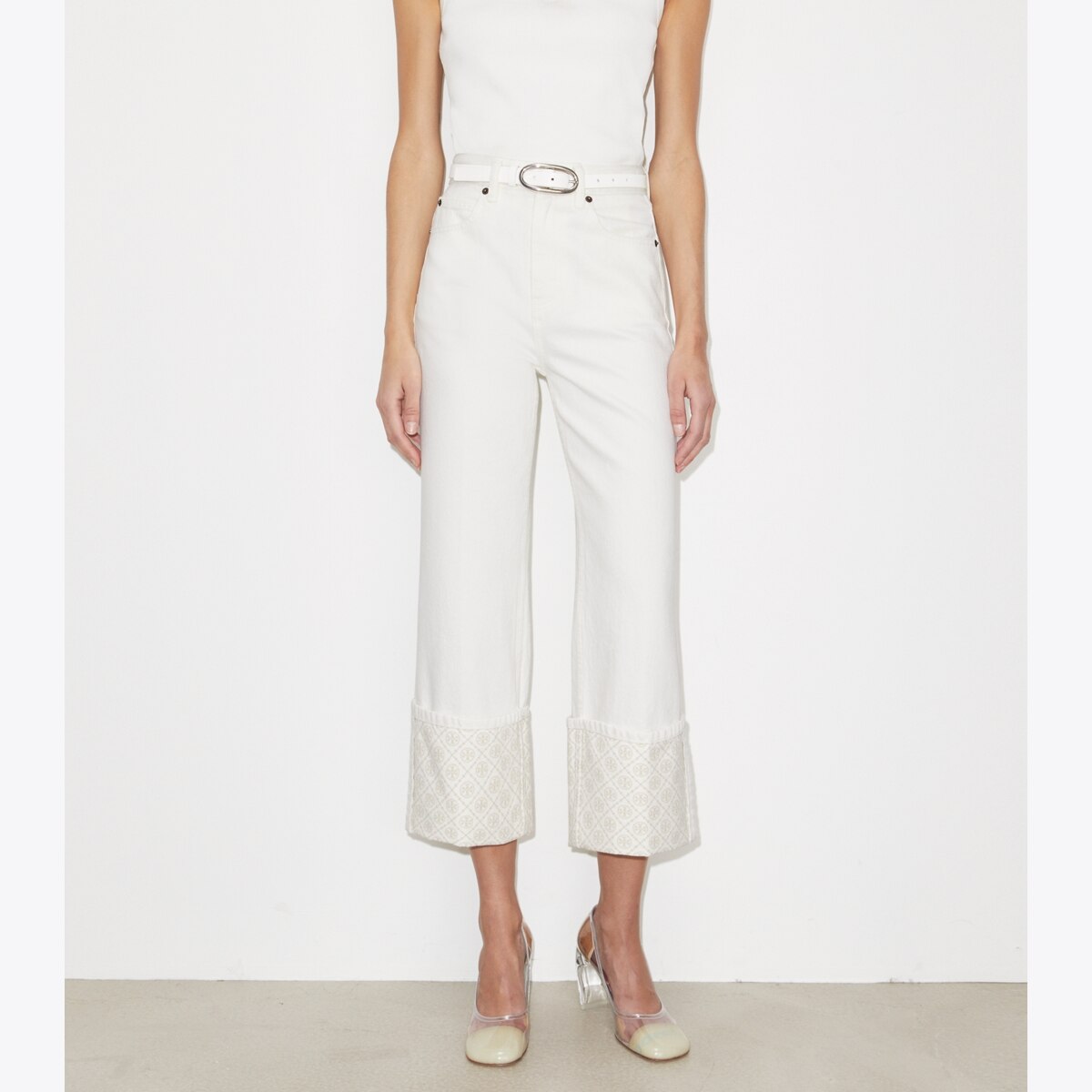 T MONOGRAM CONTRAST CUFF CROPPED JEAN - thumbnail 5