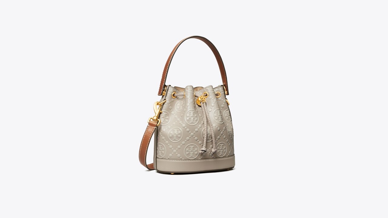 Buy Tory Burch Neutral Large Fleming Soft Bucket Bag in Leather