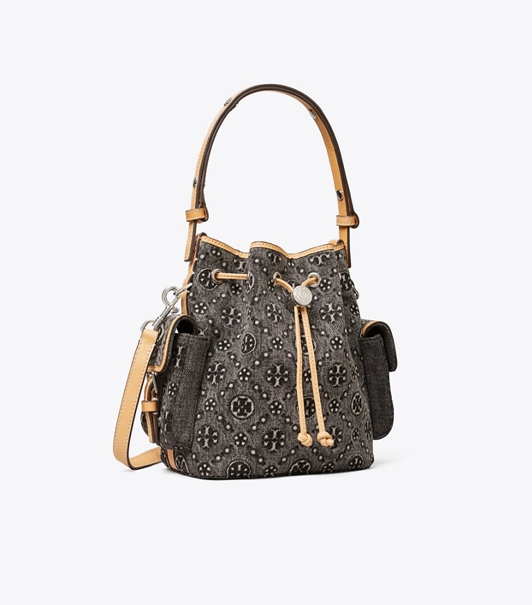 Tory Burch designer クロスボディバッグ Tモノグラム デニム バケットバッグ in Black angle