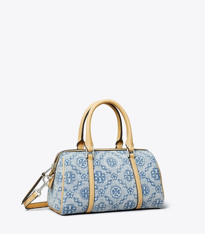 Tory Burch designer クロスボディバッグ Tモノグラム デニム プチバレルバッグ in Powder Blue angle