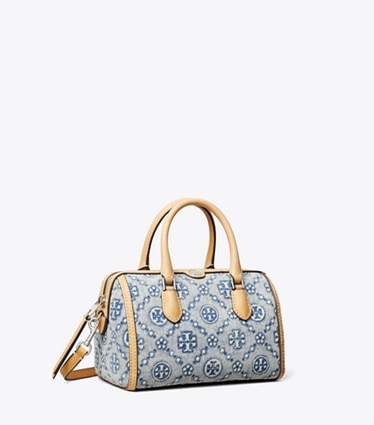 Tory Burch designer クロスボディバッグ Tモノグラム デニム プチバレルバッグ in Powder Blue angle