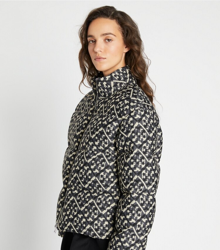 Tory Sport designer coats T Monogram Jacquard Down Jacket in Prismatic T Monogram Small on model detail