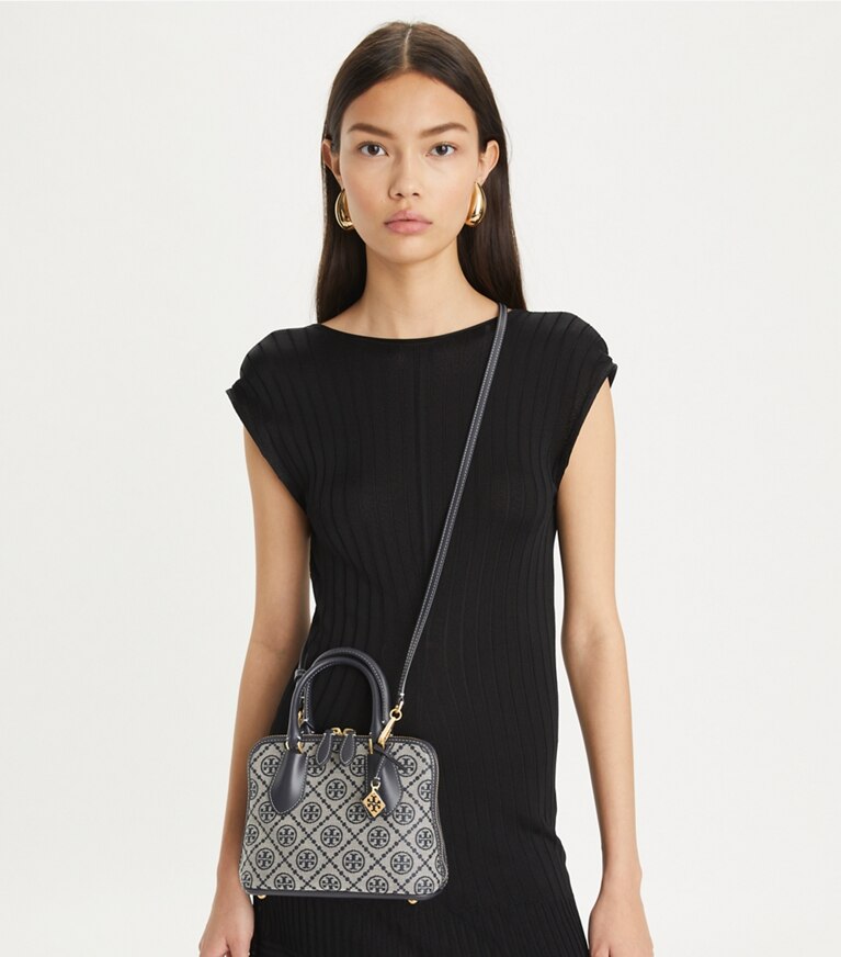 Tory Burch designer クロスボディバッグ Tモノグラム スウィング ミニバッグ in Tory Navy angle
