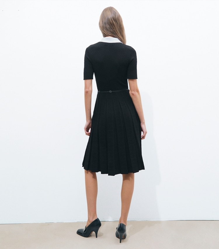 Tory Burch designer dresses T Monogram Jacquard Pleated Dress in BLACK / WHITE / BLACK on model back