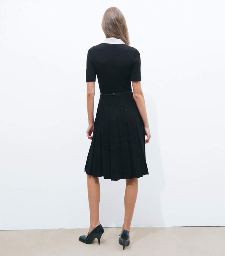 Tory Burch designer dresses T Monogram Jacquard Pleated Dress in BLACK / WHITE / BLACK on model back