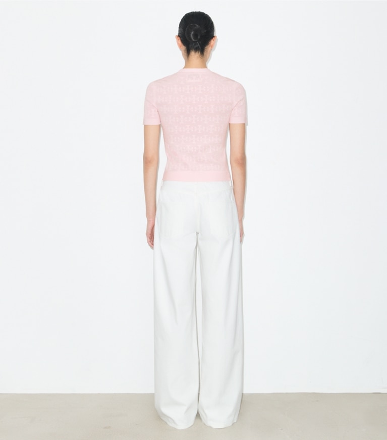 Tory Burch designer セーター Tモノグラム ジャガード セーター in Light Pink on model back