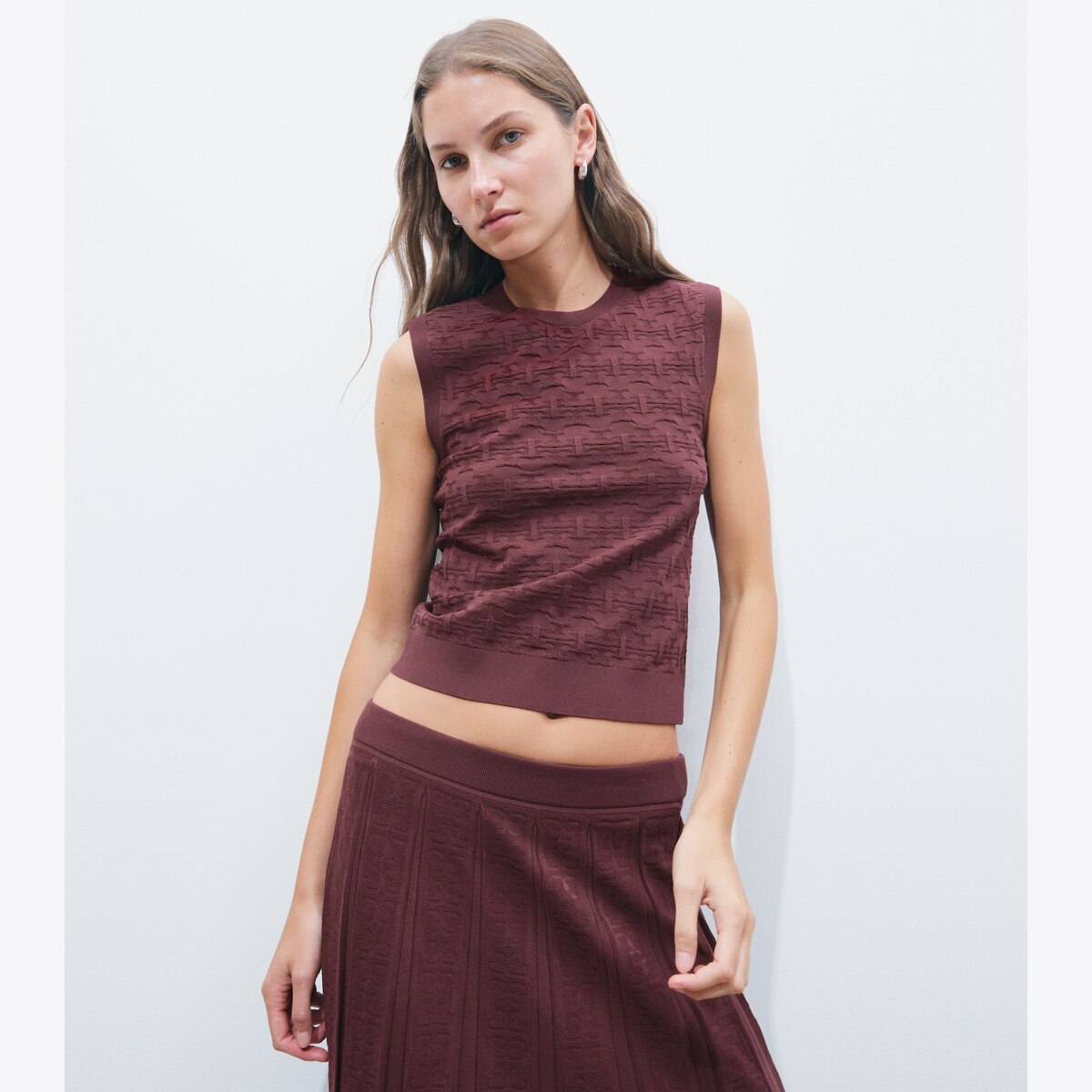 T MONOGRAM JACQUARD TANK - thumbnail 2