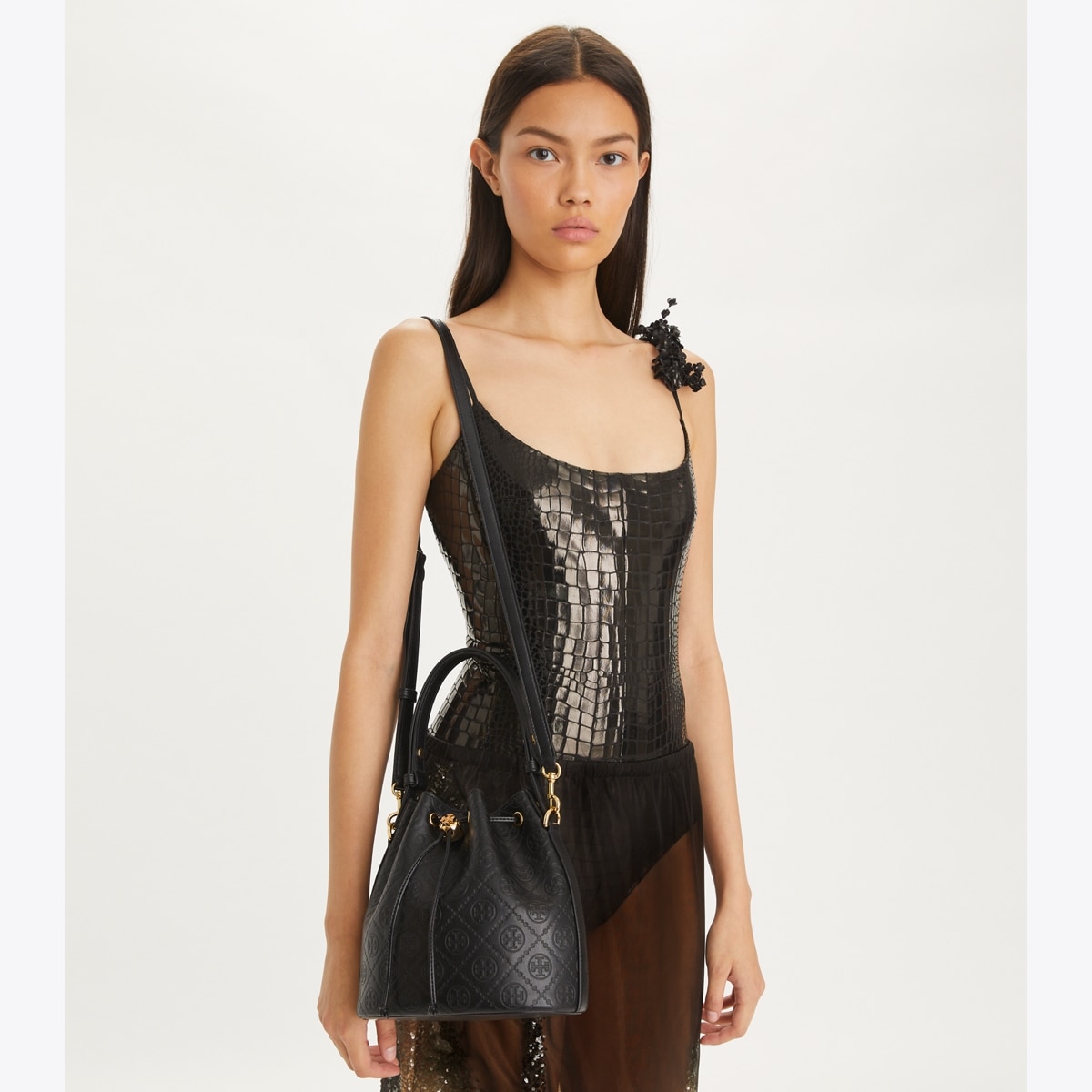 【待望★】 t-monogram-leather-bucket-bag- バッグ