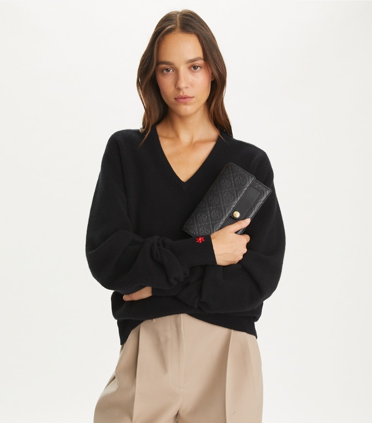 Tory Burch designer mini bags T Monogram Leather Crossbody in Black angle
