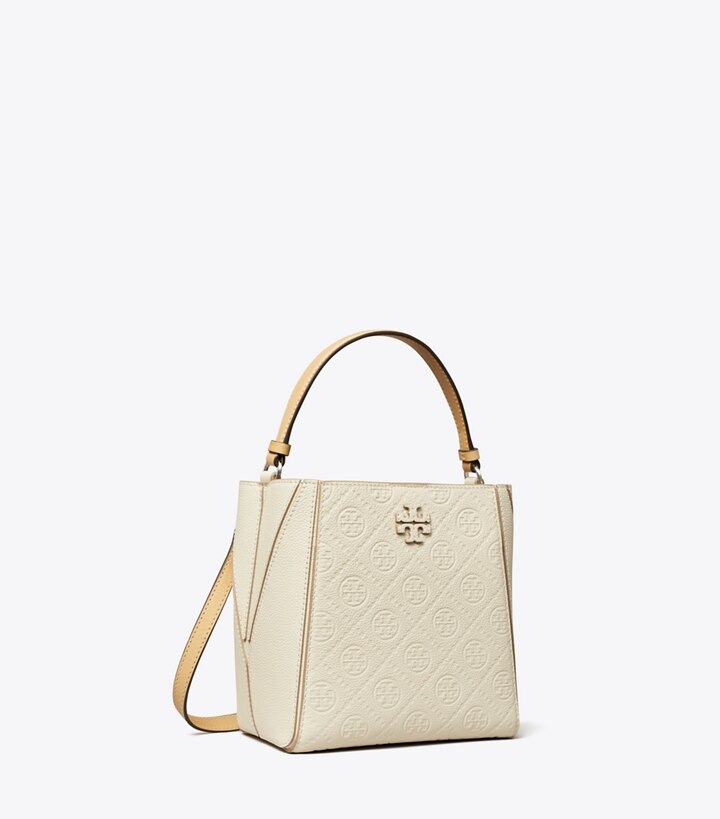 Tory Burch designer クロスボディバッグ Tモノグラム マックグロー スモール バケットバッグ in Warm White angle