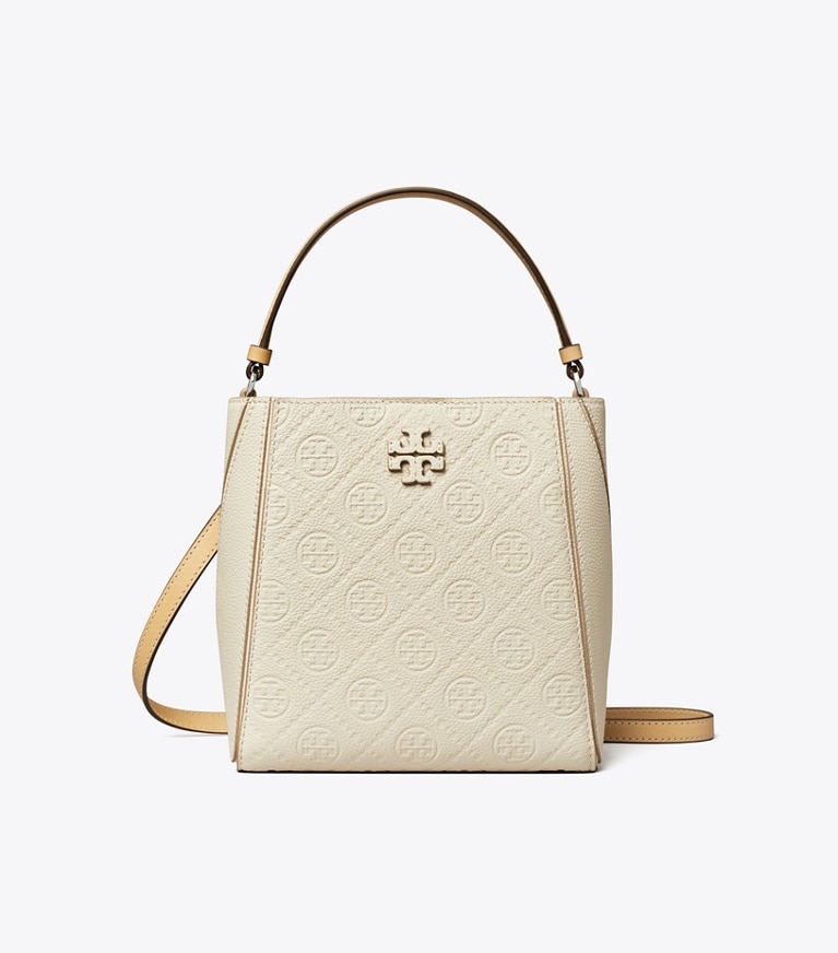 Tory Burch designer クロスボディバッグ Tモノグラム マックグロー スモール バケットバッグ in Warm White angle