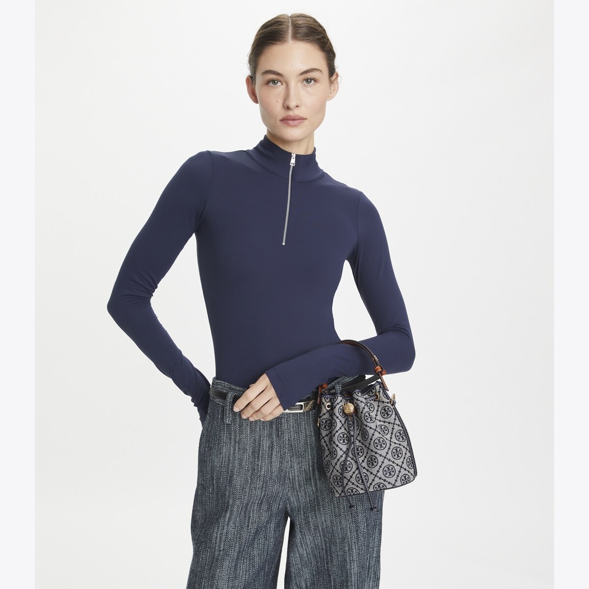 ショルダーバッグ・ポシェット TORY BURCH Woman Shoulder bag Gnawed Blue 166416 405 t-monogram-denim-bucket-bag-