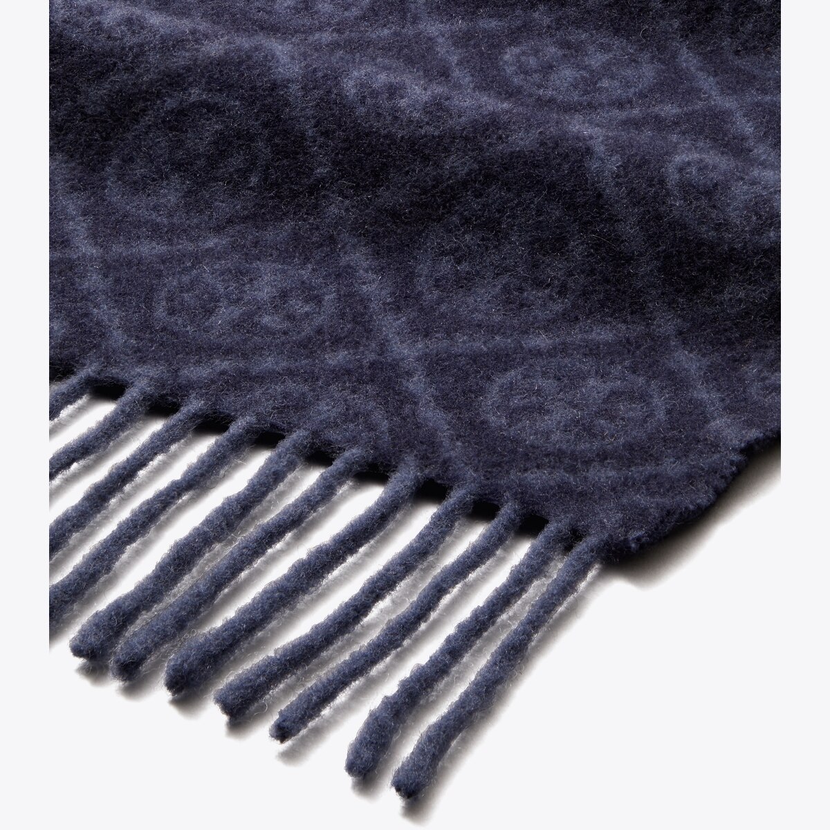 TORY BURCH｜ (T MONOGRAM OBLONG SCARF (164571-001)) t-monogram-oblong-scarf-folded