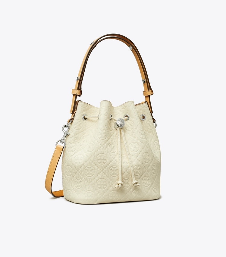 Tory Burch designer クロスボディバッグ Tモノグラム ペブル バケットバッグ in Warm White angle