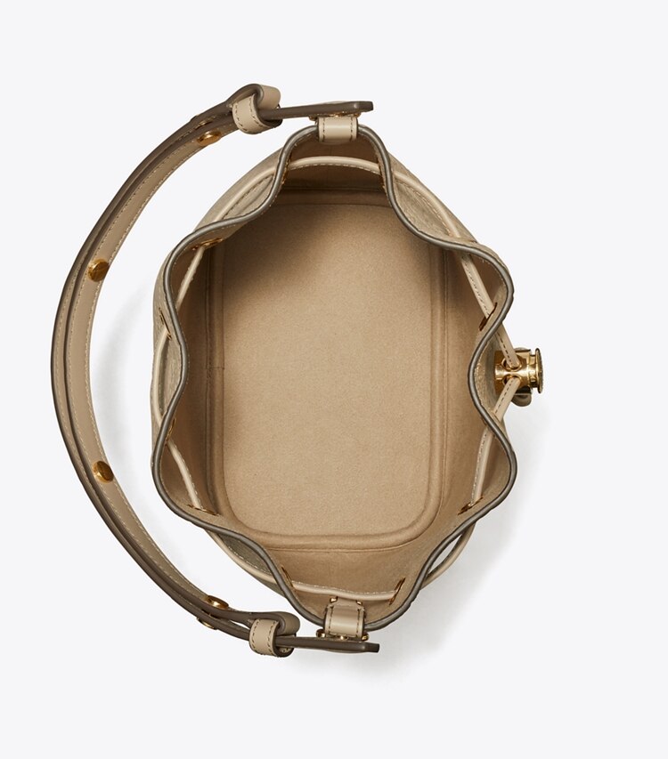 Tory Burch designer クロスボディバッグ Tモノグラム ペブルド バケットバッグ in Fresh Clay オーバーヘッド