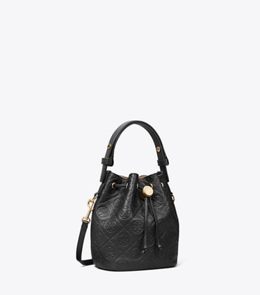 Tory Burch designer クロスボディバッグ Tモノグラム ペブルド ミニバケットバッグ in Black angle