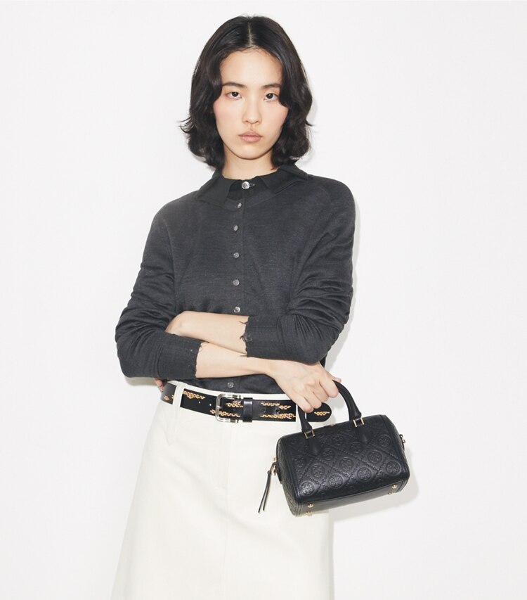Tory Burch designer crossbody bags T Monogram Pebbled Petite Barrel Bag in BLACK accessory on model