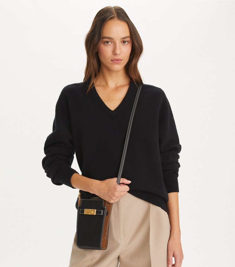 Tory Burch designer mini bags T Phone Crossbody in Black accessory on model