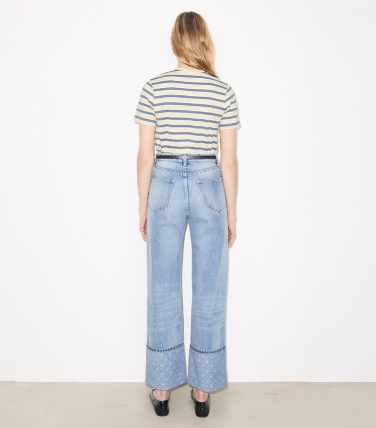 Tory Burch designer hauts T-shirt en coton rayé in Light Ivory/Blue TEI Heavy Y/D Cotton on model back