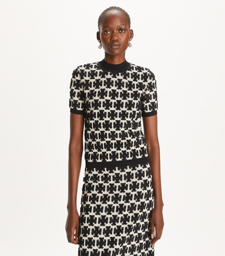 Tory Burch designer oberteile T-Shirt mit Stehkragen und T-Monogramm in BLACK / FRENCH CREAM front