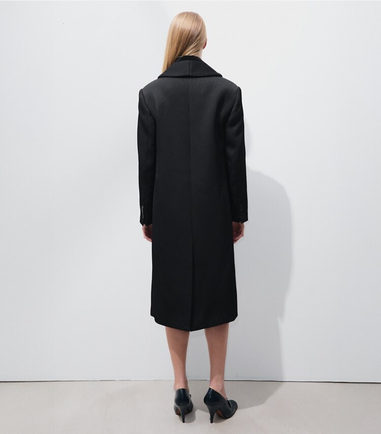 Tory Burch designer coats Tailored Twill Coat in Black on model back