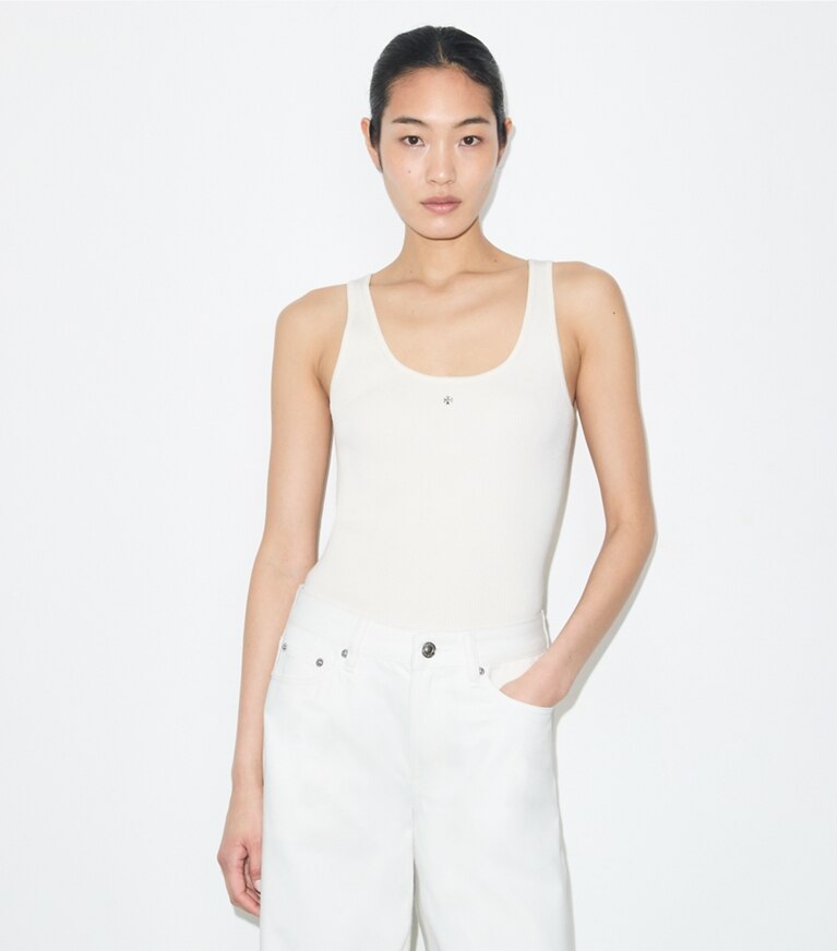 Tory Burch designer oberteile Tanktop aus Viskosestrick in New Ivory on model detail