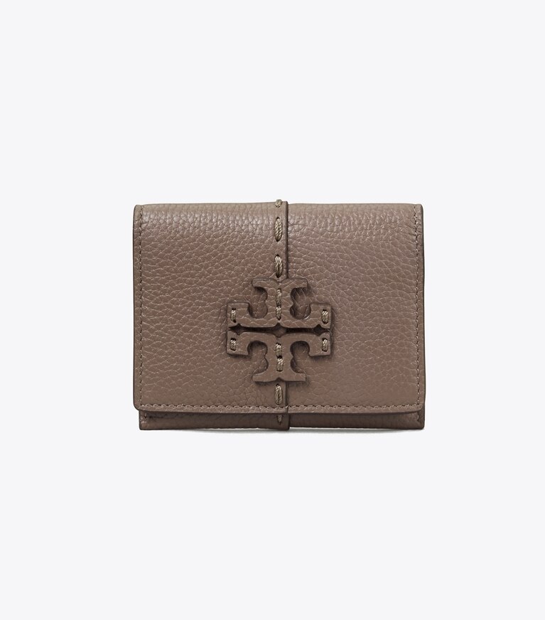 Tory Burch diseñador tarjeteros Tarjetero McGraw con solapa en Silver Maple frontal