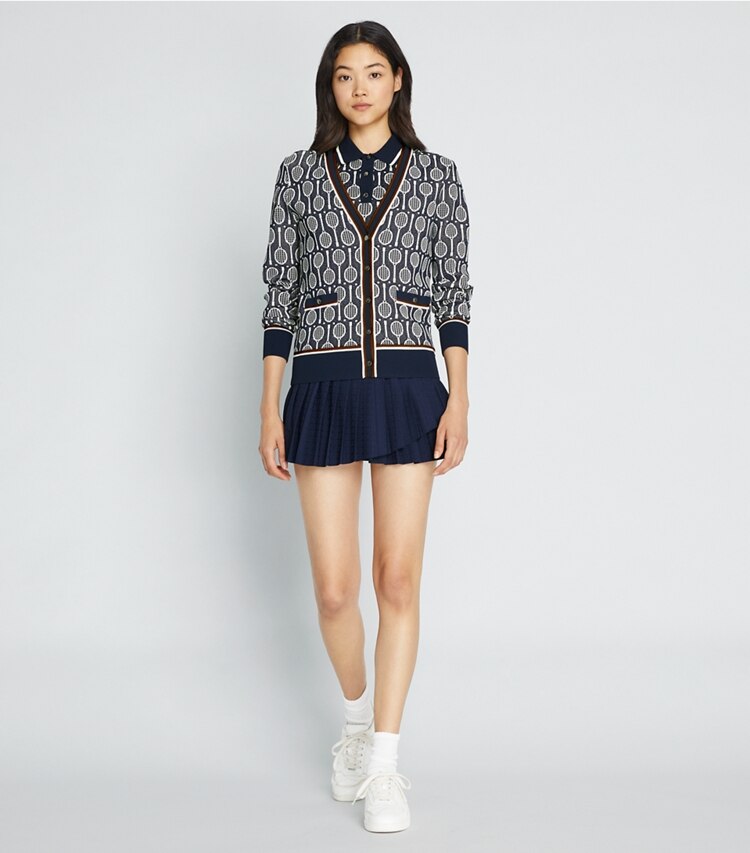 Tory Sport designer セーター テックニット カーディガン in Tory Navy Racquets モデル前面