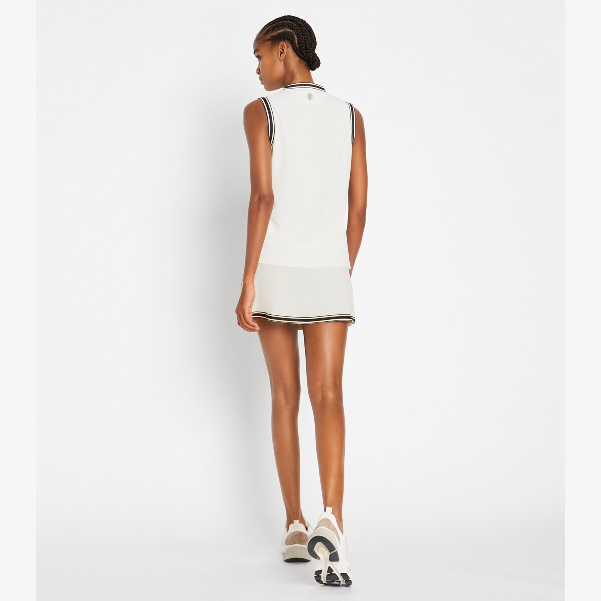 TECH PIQUÉ TENNIS SKIRT - thumbnail 3
