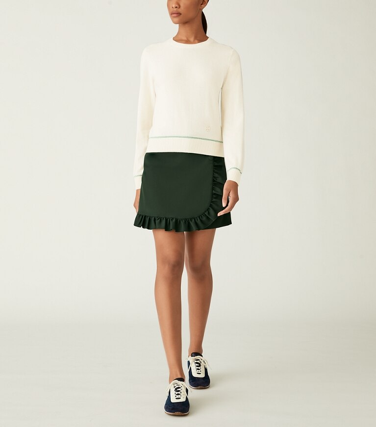 https://s7.toryburch.com/is/image/ToryBurch/style/tech-twill-ruffle-skort-on-model-front.TB_76795_359_20210617_OMFRO.pdp-767x872.jpg