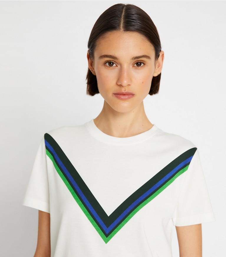 Tory Sport designer tops Tempo Chevron T-Shirt in Snow White / Conifer front