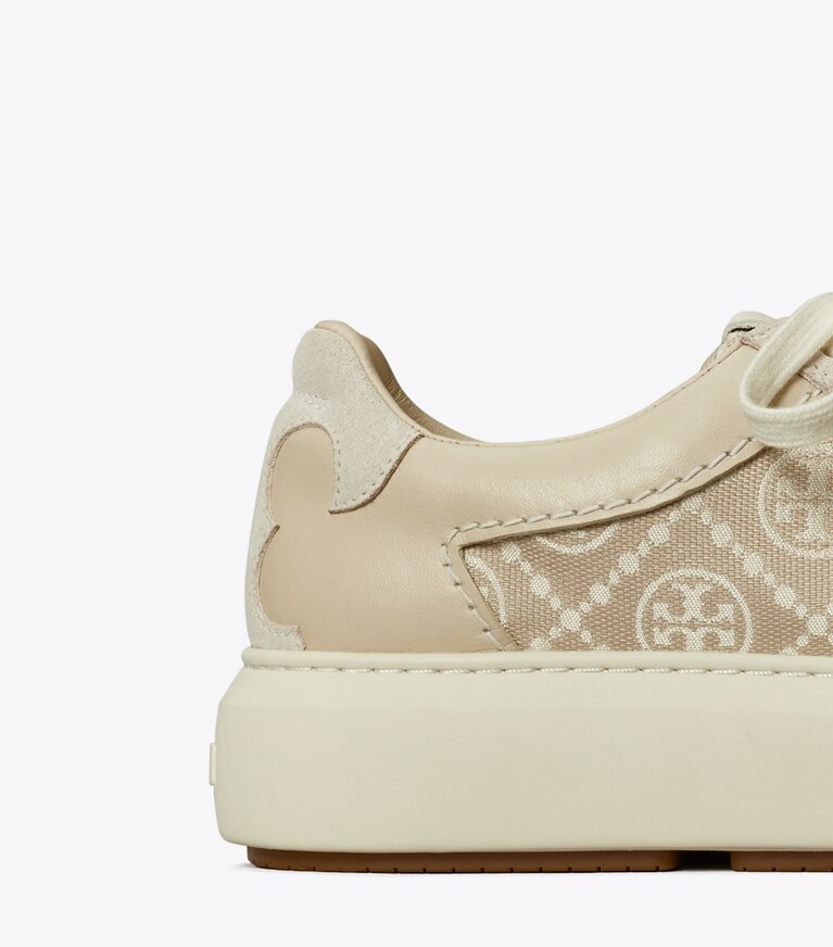 Tory Burch diseñador zapatillas Tenis con monograma de T Ladybug en BIRCH / NEW CREAM / CALCARE detalle
