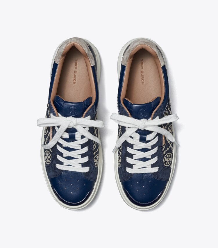 Tory Burch diseñador zapatillas Tenis con monograma de T Ladybug en PERFECT NAVY / PERFECT NAVY vista superior