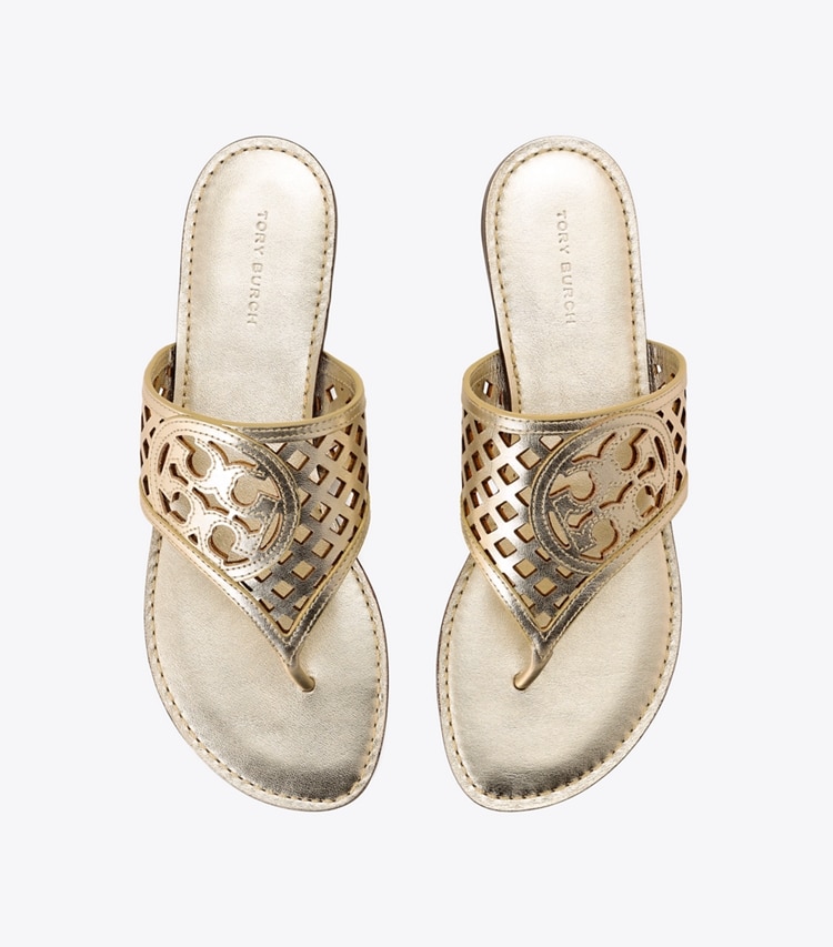 Tory Burch designer サンダル サッチ メタリック トングサンダル in Spark Gold オーバーヘッド