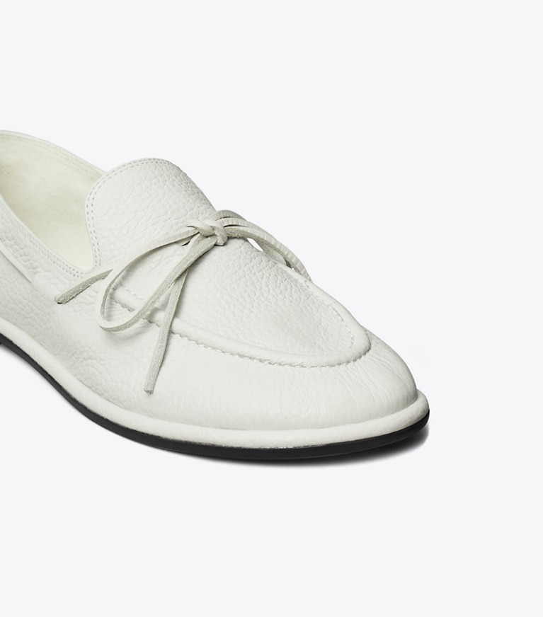 Tory Burch designer flats The Boaty in WHITE / WHITE detail