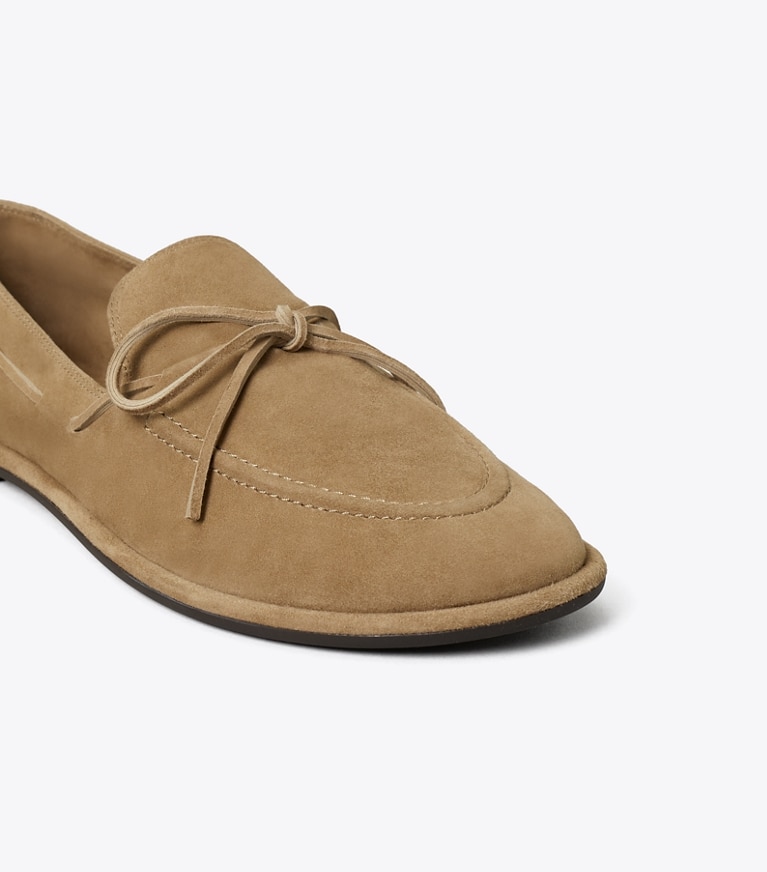 Tory Burch designer flats The Boaty in RIVER ROCK / RIVER ROCK detail