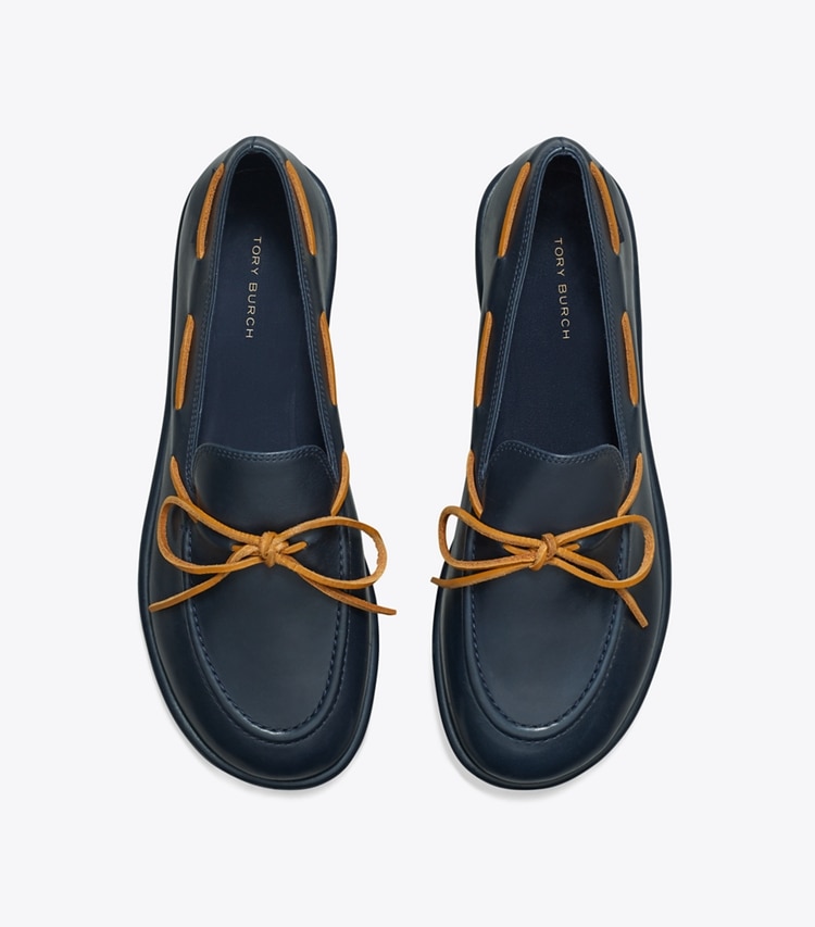 Tory Burch designer flats The Boaty in NEW NAVY / TAN overhead