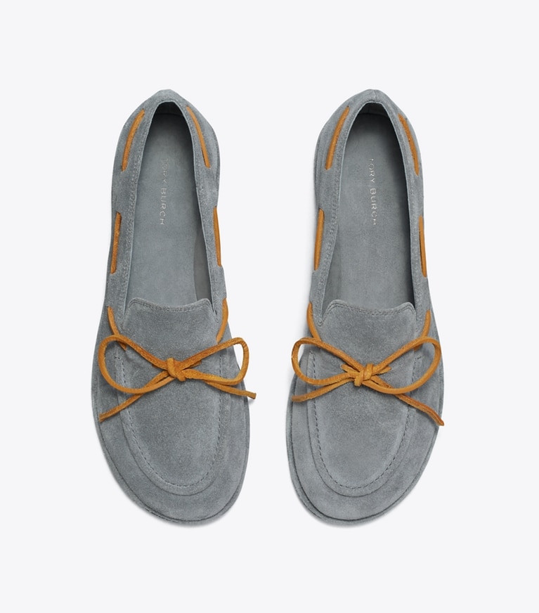 Tory Burch designer flats The Boaty in BASALTO / CUOIO overhead