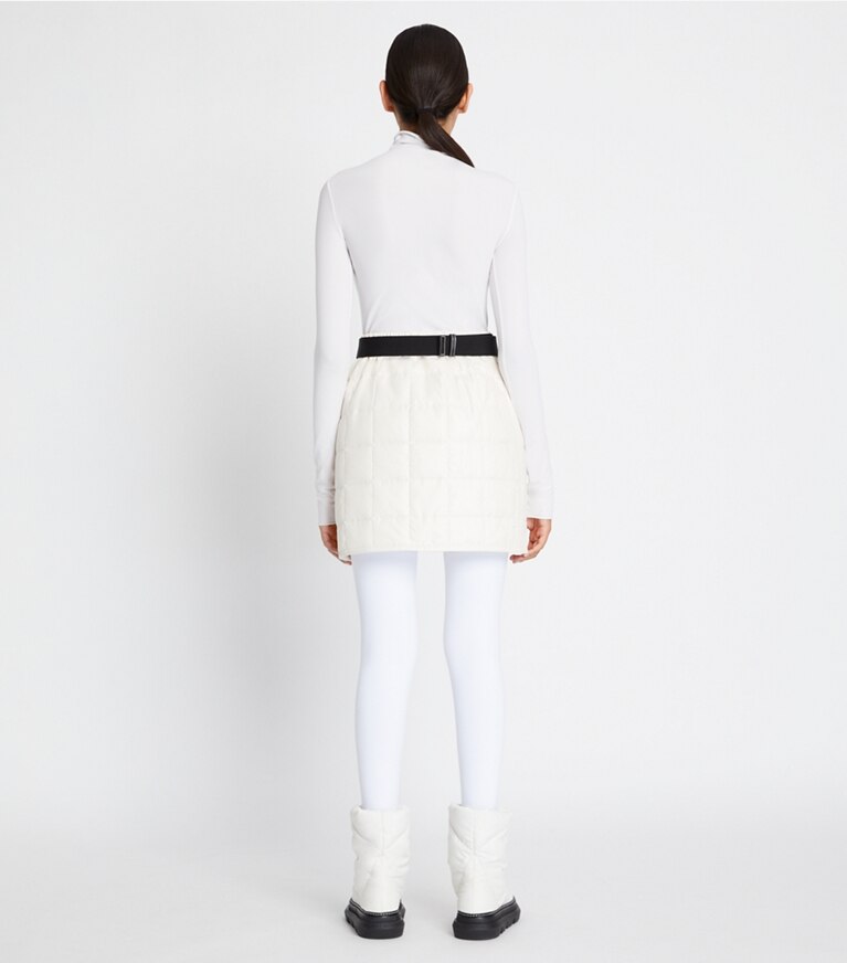Tory Sport designer hauts Top à col montant et manches longues sans coutures in Optic White front
