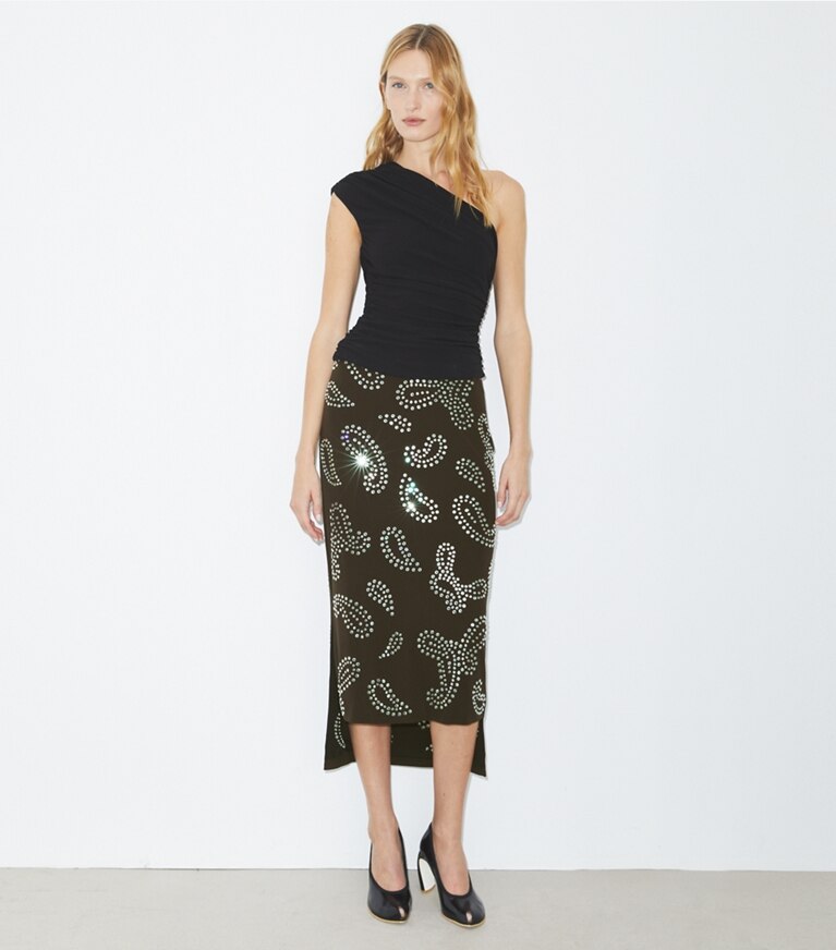 Tory Burch diseñador tops Top de jersey en Black frente en modelo