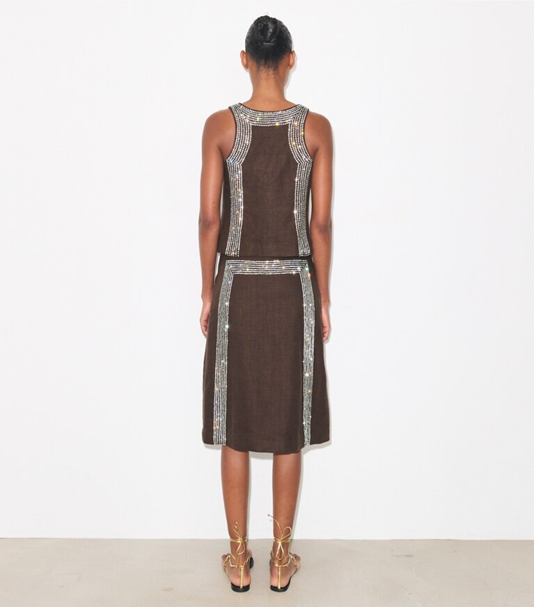 Tory Burch diseñador tops Top de lino con adornos en Light Chocolate parte posterior en modelo