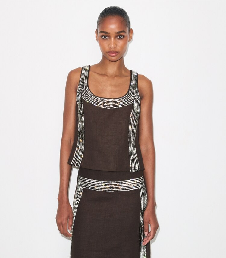 Tory Burch diseñador tops Top de lino con adornos en Light Chocolate detalle en modelo