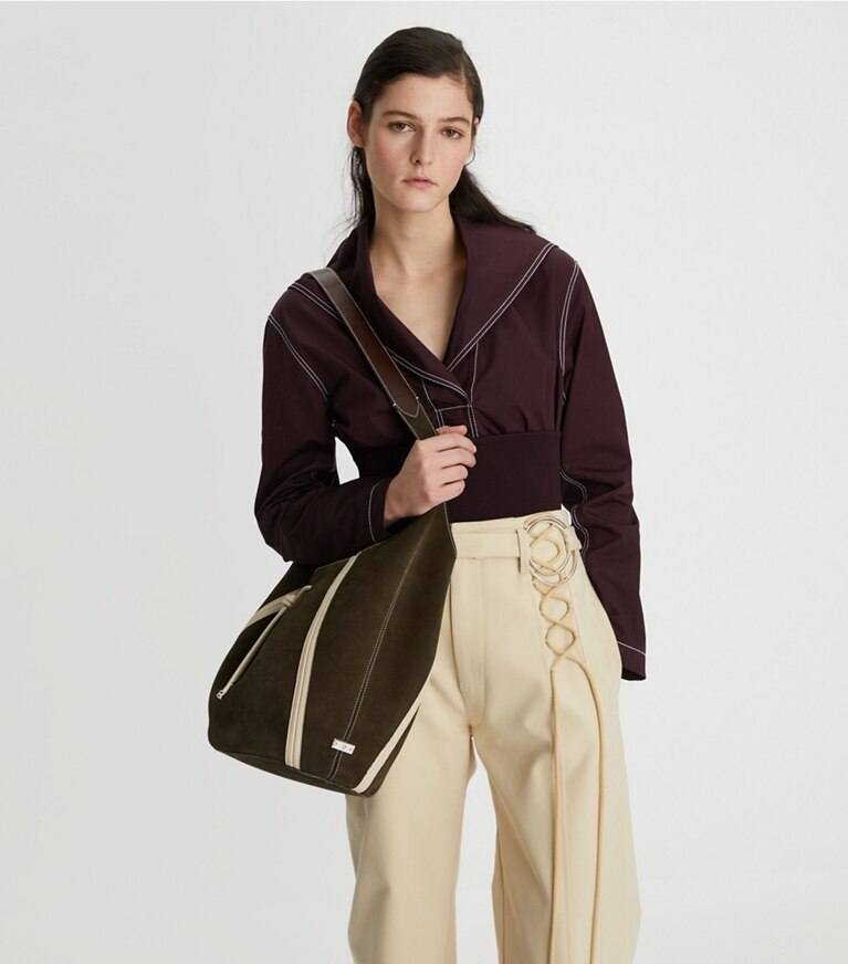 Tory Burch diseñador tops Top de popelina de algodón en Evening Plum accesorio en modelo