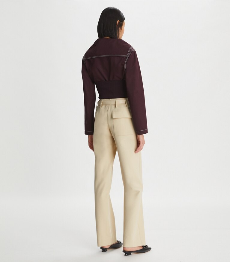 Tory Burch diseñador tops Top de popelina de algodón en Evening Plum parte posterior en modelo