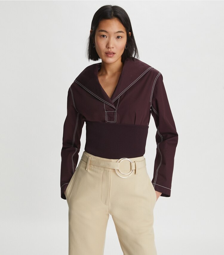 Tory Burch diseñador tops Top de popelina de algodón en Evening Plum detalle en modelo