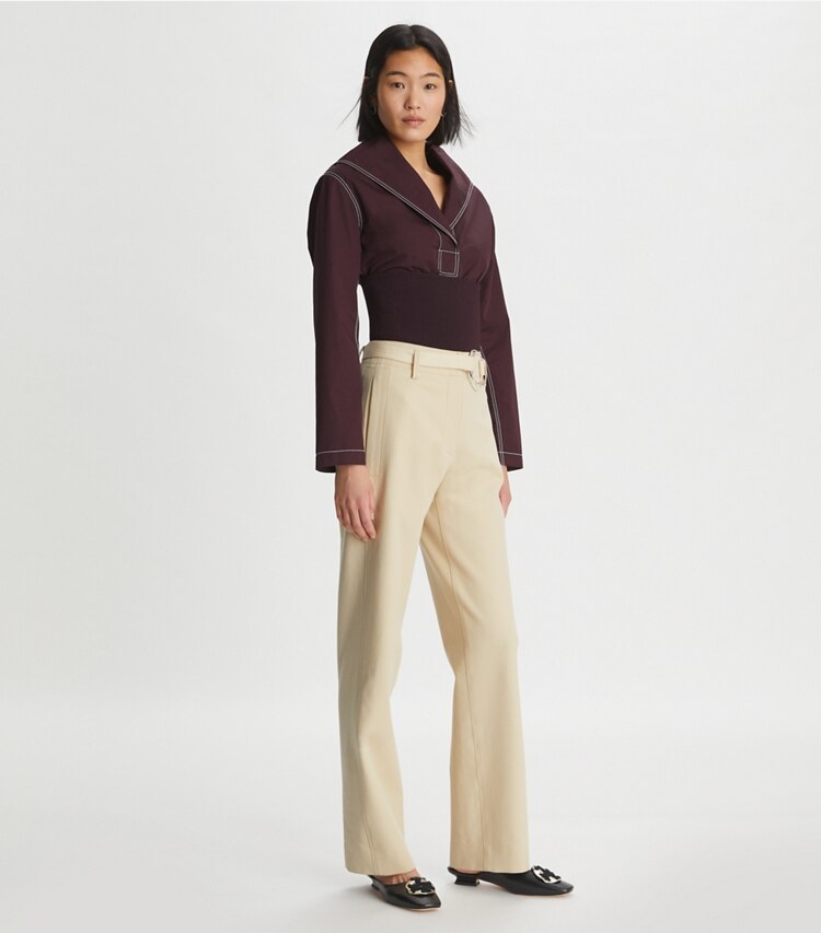 Tory Burch diseñador tops Top de popelina de algodón en Evening Plum frente en modelo