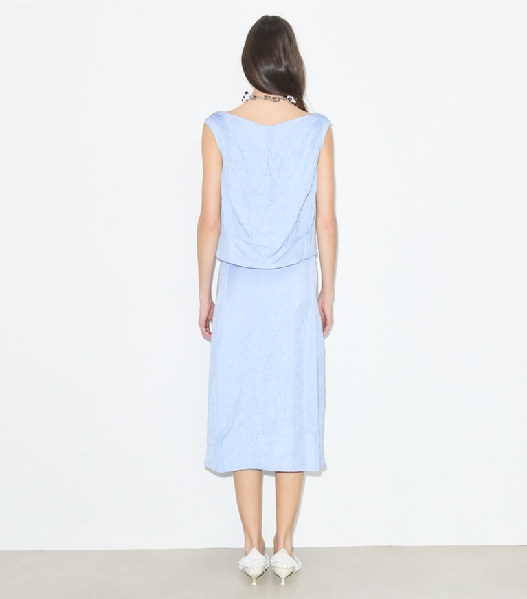 Tory Burch designer tops Top in viscosa increspata in Cornflower on model back