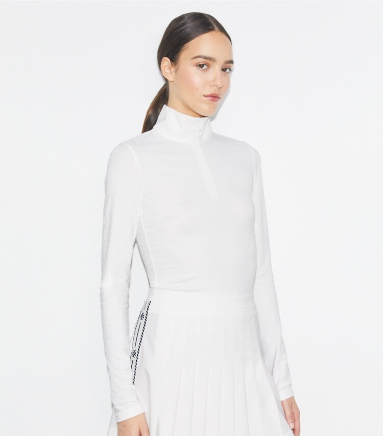 Tory Burch diseñador tops Top recortado de jacquard en Snow White detalle en modelo